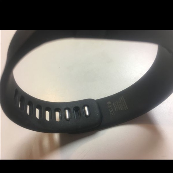 Fitbit - Picture 3 of 4